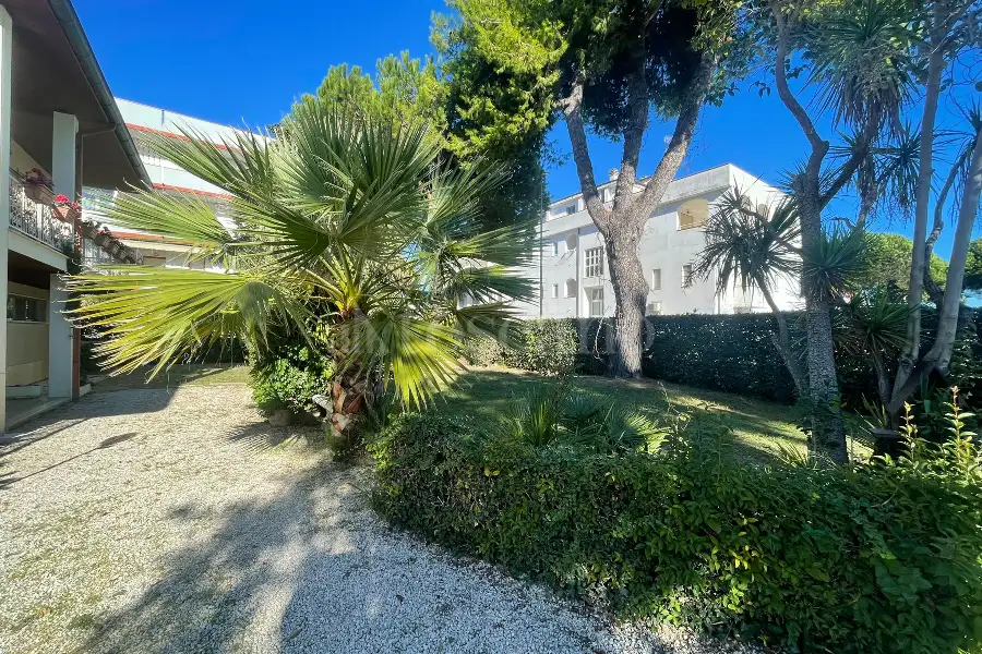 Casa Indipendente in vendita di 312 mq a €870.000 (rif. 58/2025)