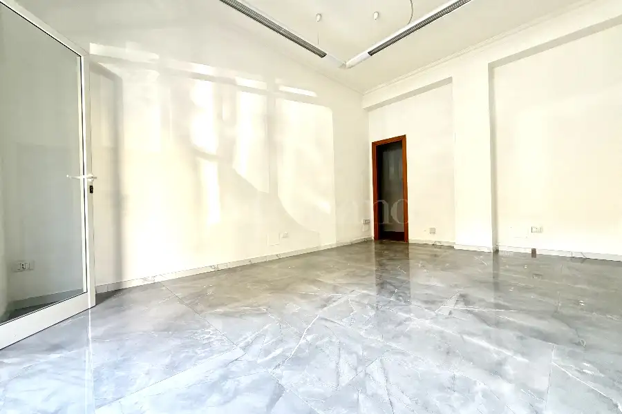 Negozio in vendita di 30 mq a €110.000 (rif. 26/2026)