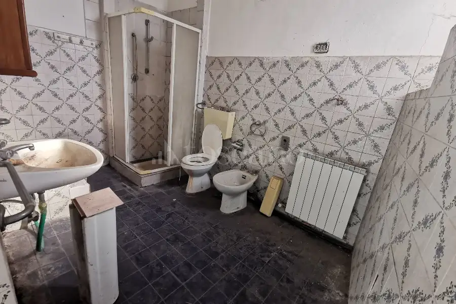 Casa Indipendente in vendita di 500 mq a €65.000 (rif. 27/2026)