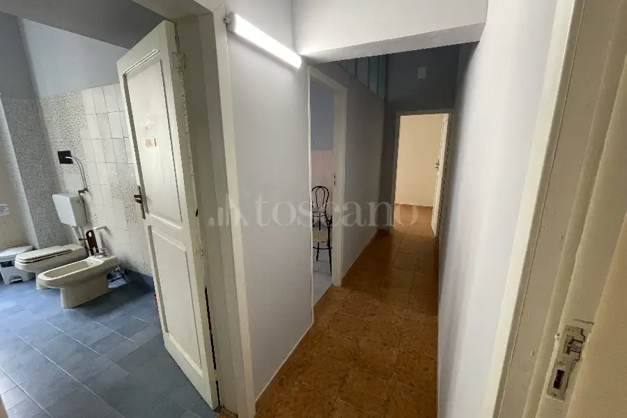 Ufficio in affitto di 87 mq a €550 (rif. 39/2025)
