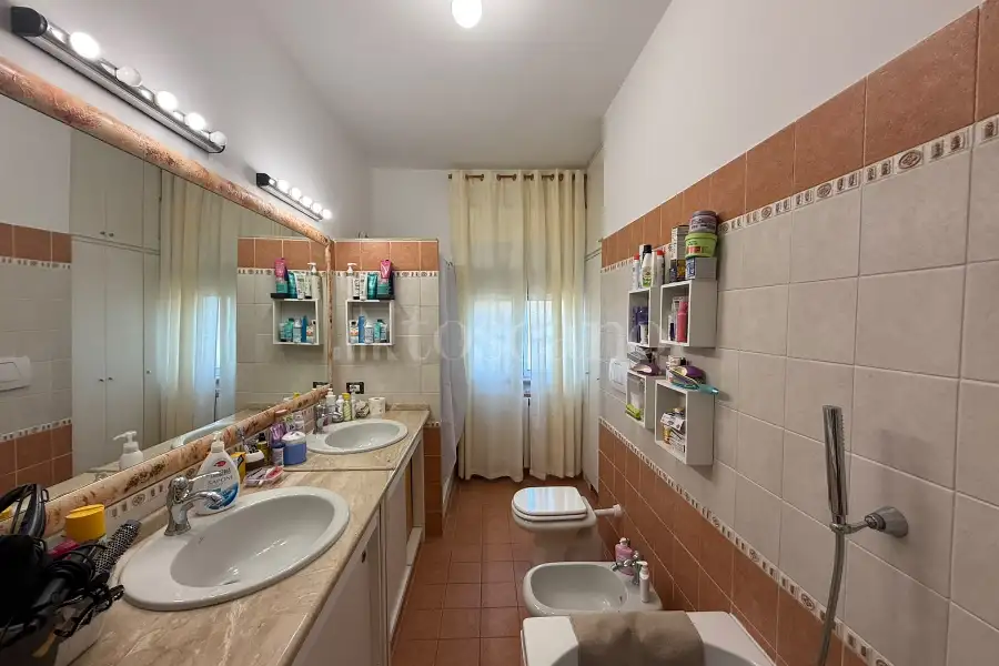 Attico in vendita di 106 mq a €299.000 (rif. 12/2026)