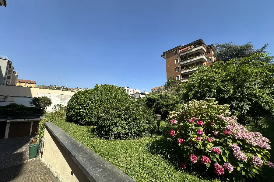 Box in vendita di 15 mq a €66.500 (rif. 31/2026)