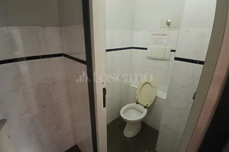 Negozio in vendita di 129 mq a €490.000 (rif. 95/2025)