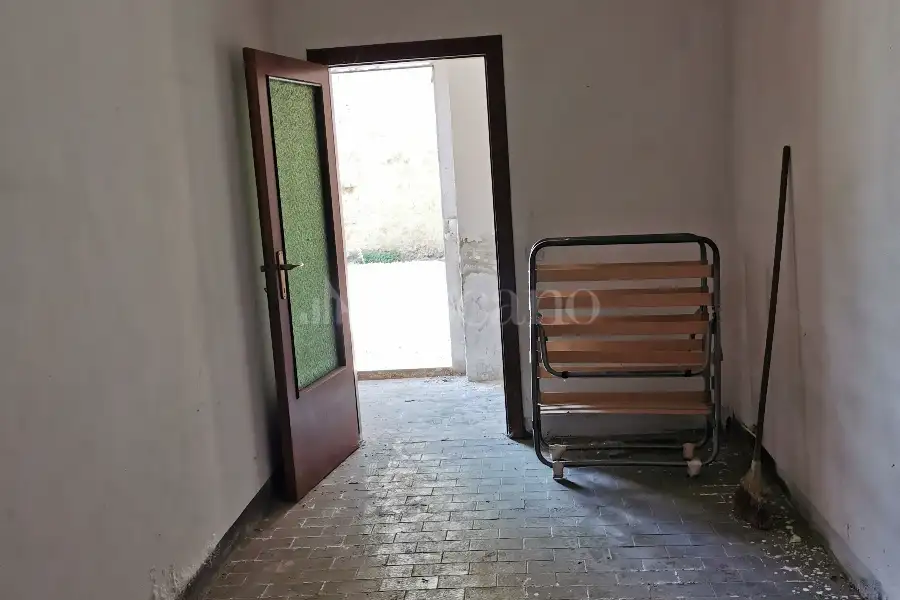 Casale in vendita di 900 mq a €850.000 (rif. 53/2022)