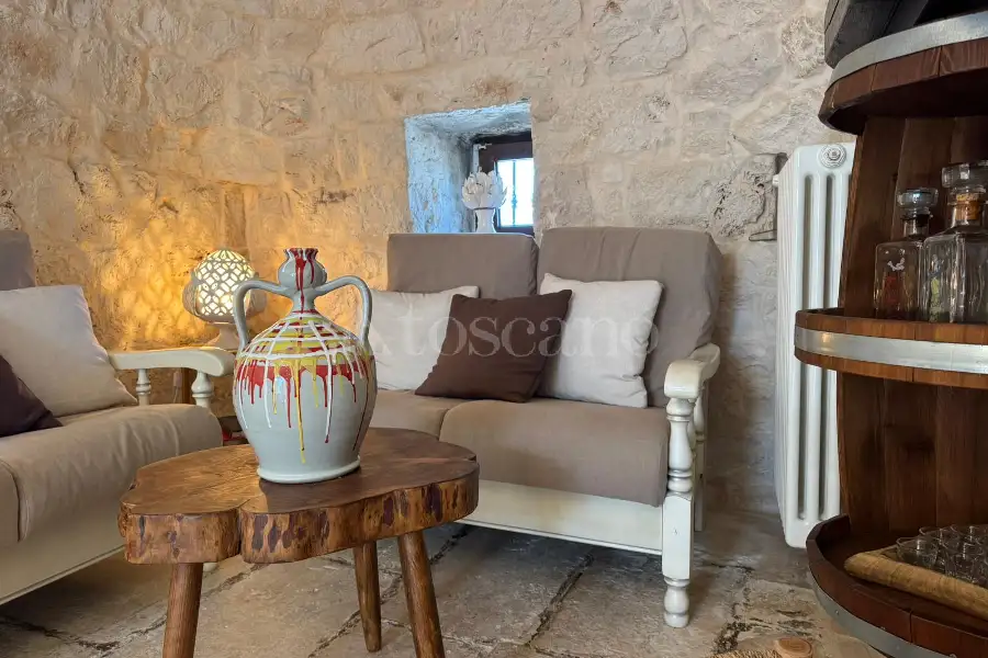 Villa in vendita di 220 mq a €849.000 (rif. 7/2026)