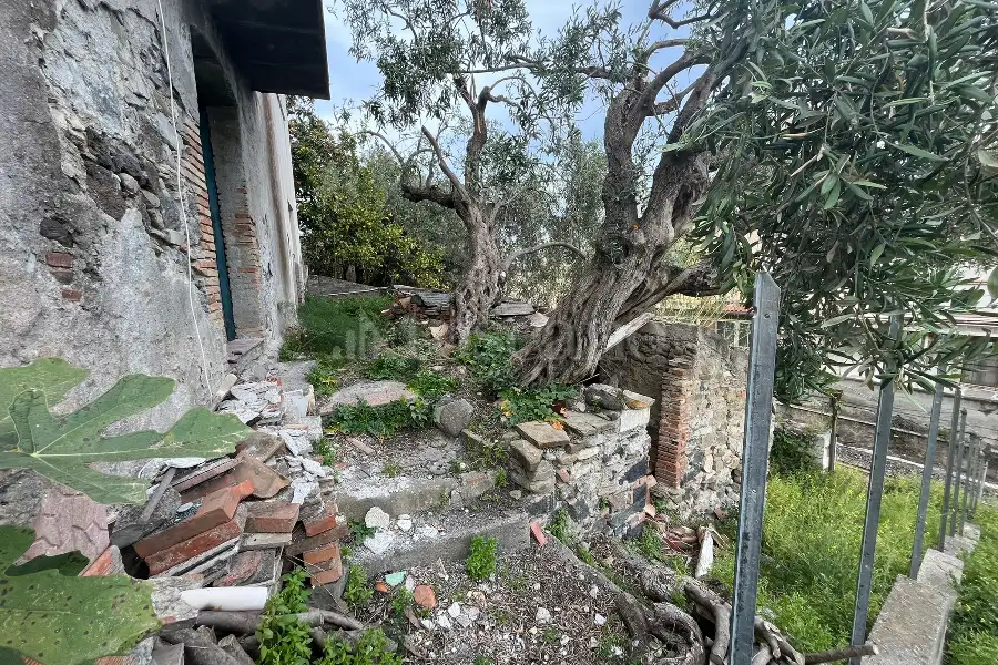 Rustico in vendita di 174 mq a €99.000 (rif. 36/2024)