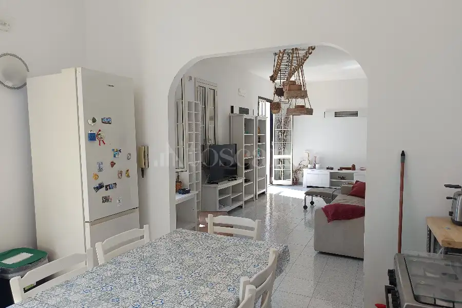 Villa in vendita di 470 mq a €698.000 (rif. 76/2026)