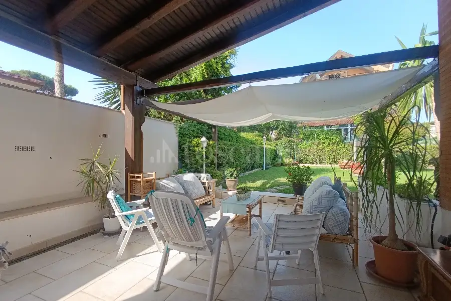 Villa Bifamiliare in vendita di 150 mq a €299.000 (rif. 58/2025)