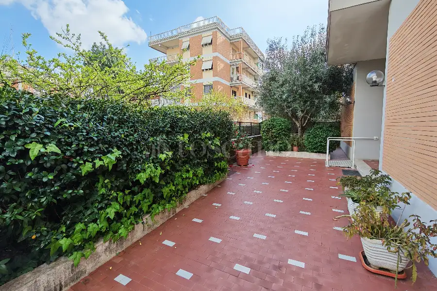 Casa in affitto di 60 mq a €890 (rif. 8/2026)