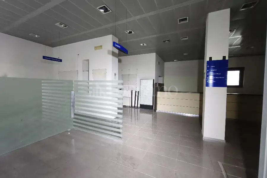 Negozio in affitto di 116 mq a €600 (rif. 7/2026)
