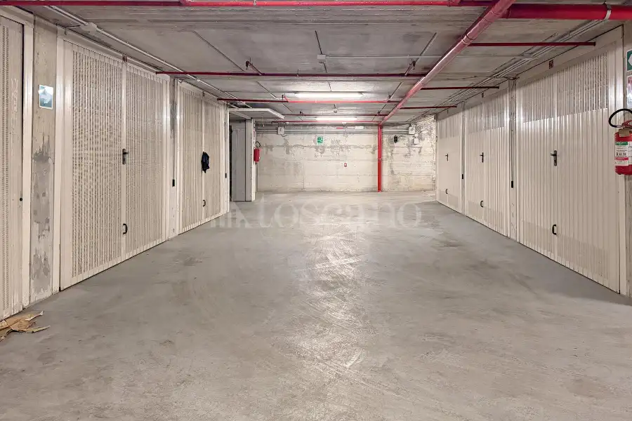 Box in vendita di 20 mq a €60.000 (rif. 51/2025)
