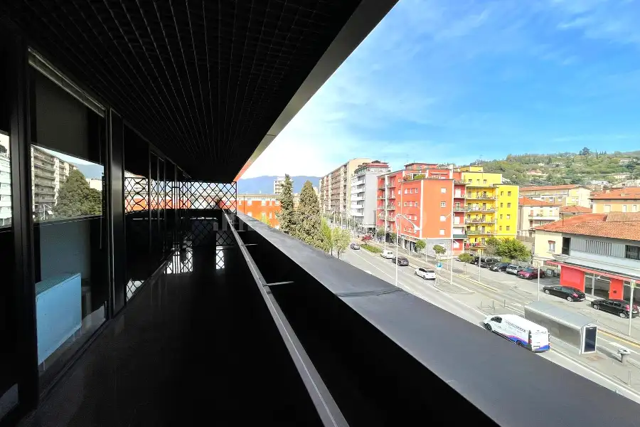 Ufficio in vendita di 85 mq a €275.000 (rif. 32/2026)