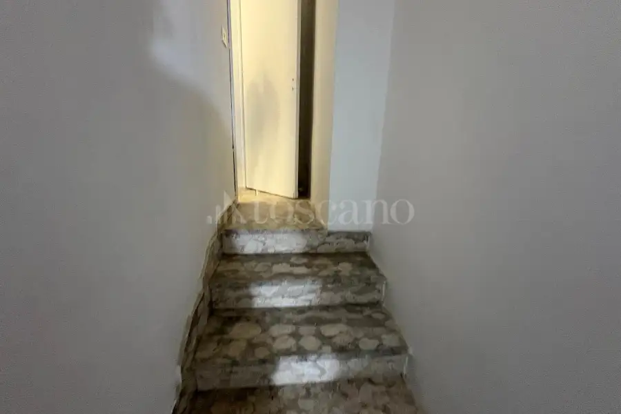 Negozio in vendita di 114 mq a €205.000 (rif. 8/2026)