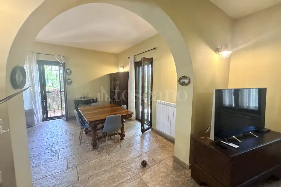 Casa Indipendente in vendita di 255 mq a €379.000 (rif. 66/2026)