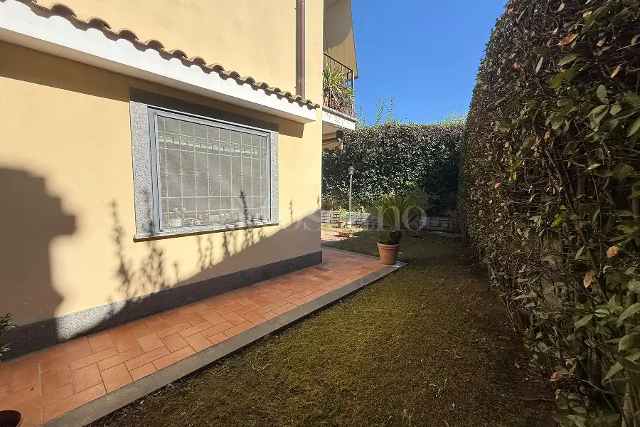 Villa Plurifamiliare in vendita di 220 mq a €545.000 (rif. 12/2026)