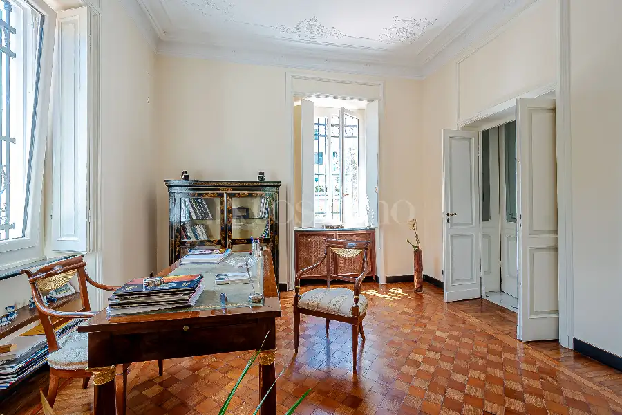 Villa in vendita di 496 mq a €3.950.000 (rif. 71/2026)