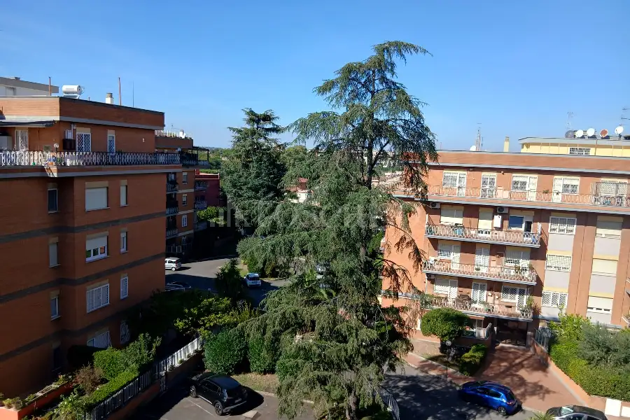Attico in vendita di 210 mq a €630.000 (rif. 36/2026)
