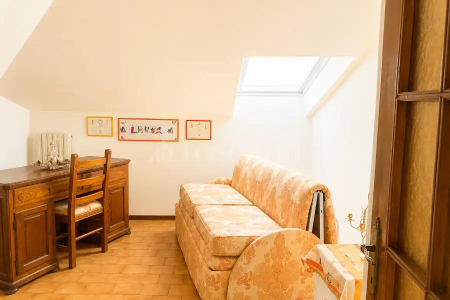 Casa in vendita di 240 mq a €440.000 (rif. 21/2026)
