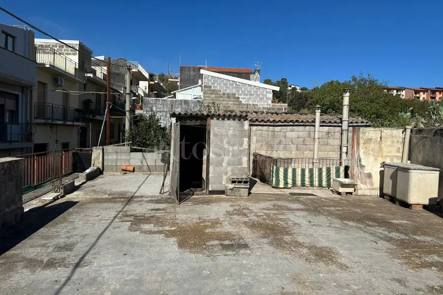 Casa Indipendente in vendita di 75 mq a €69.000 (rif. 177/2025)