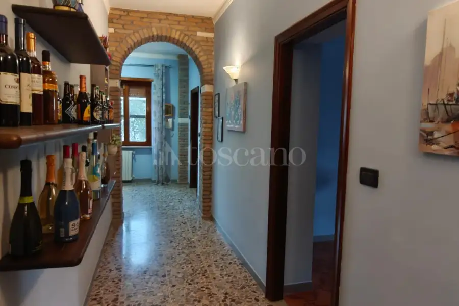 Villa in vendita di 350 mq a €570.000 (rif. 108/2025)