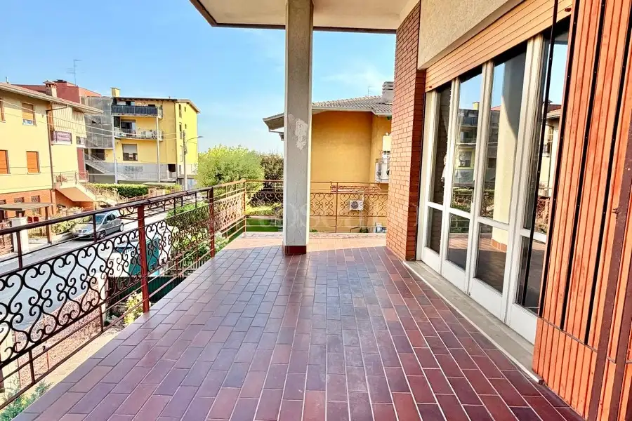 Casa Indipendente in vendita di 230 mq a €460.000 (rif. 22/2026)