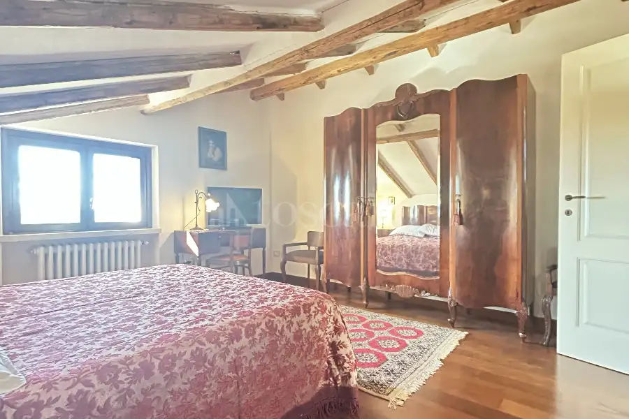 Villa in vendita di 480 mq a €880.000 (rif. 4/2026)
