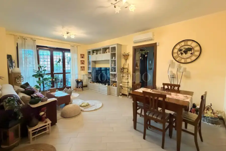 Casa in vendita di 92 mq a €245.000 (rif. 10/2026)