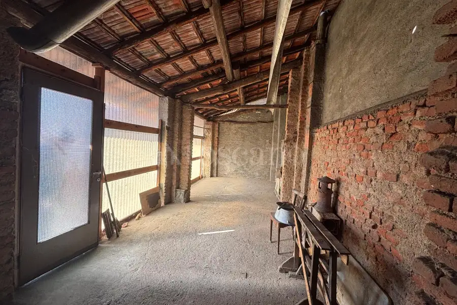 Casa Indipendente in vendita di 284 mq a €220.000 (rif. 19/2025)