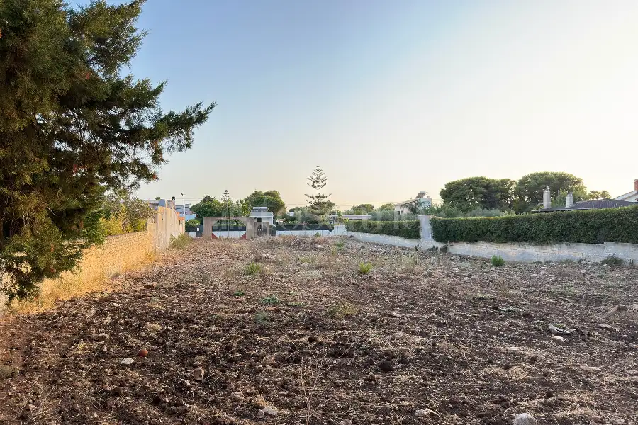 Edificabile Residenziali in vendita di 2.000 mq a €148.000 (rif. 118/2026)