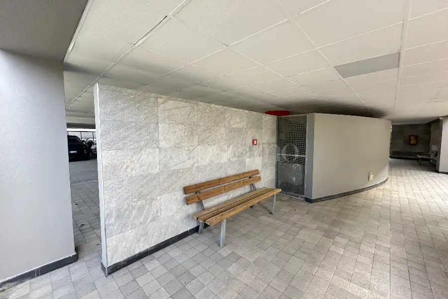 Box in vendita di 15 mq a €41.000 (rif. 21/2026)