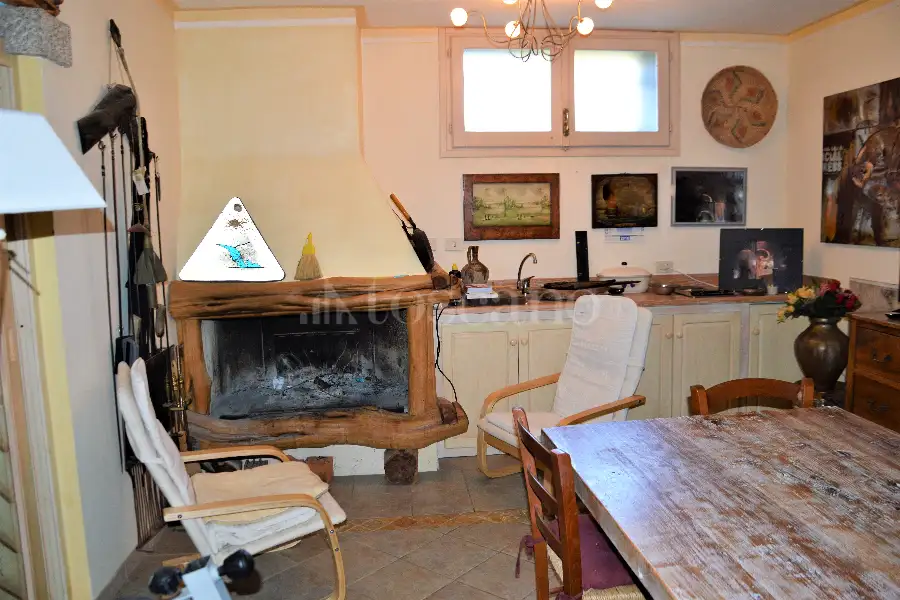 Villa Bifamiliare in vendita di 210 mq a €650.000 (rif. 39/2025)
