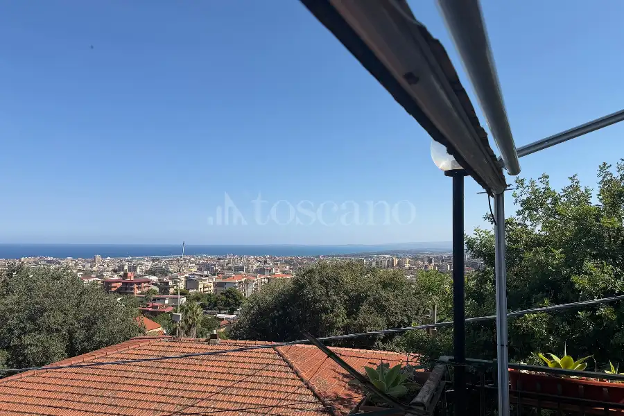 Villa in vendita di 6.000 mq a €659.000 (rif. 116/2026)