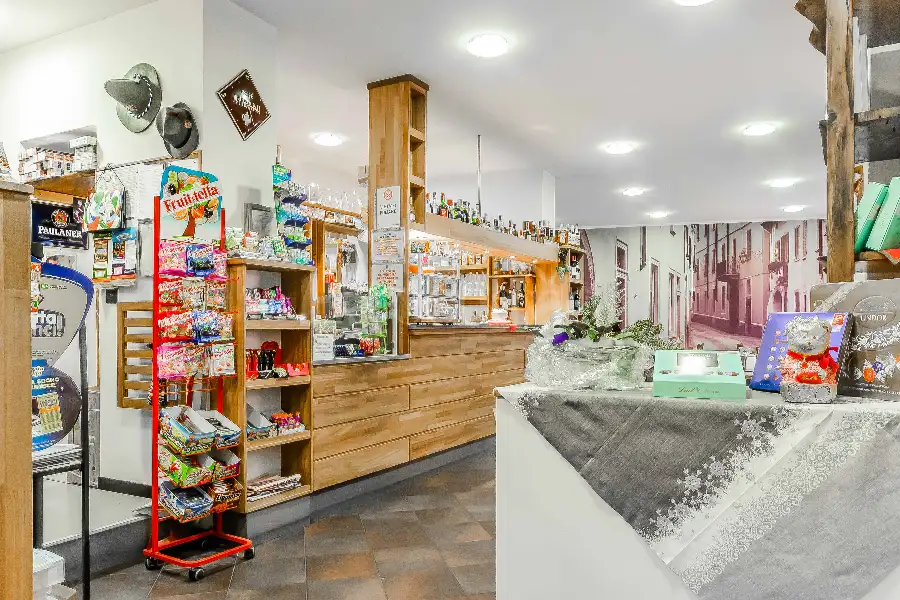 Attività Commerciale in vendita di 150 mq a €250.000 (rif. 124/2026)