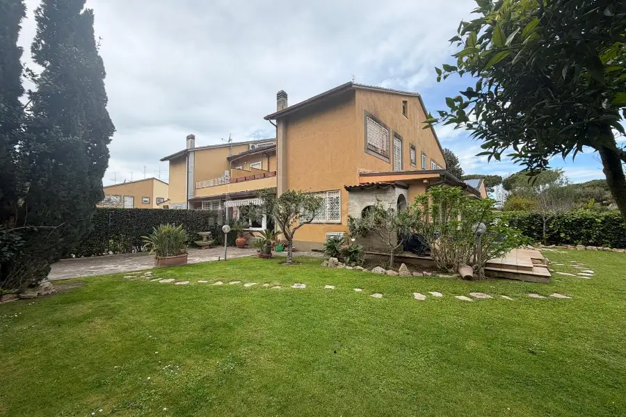 Villa in vendita di 190 mq a €400.000 (rif. 15/2026)