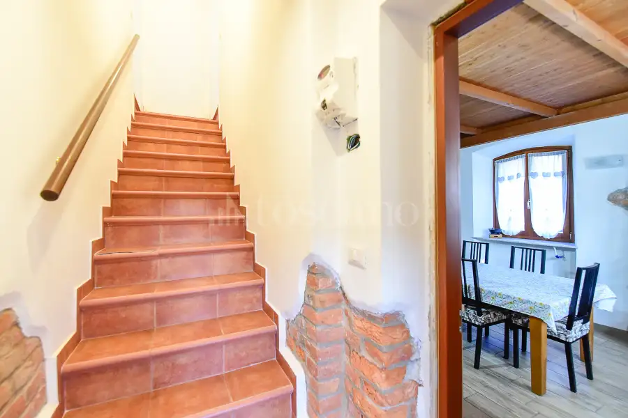 Casa Indipendente in vendita di 200 mq a €680.000 (rif. 1/2025)