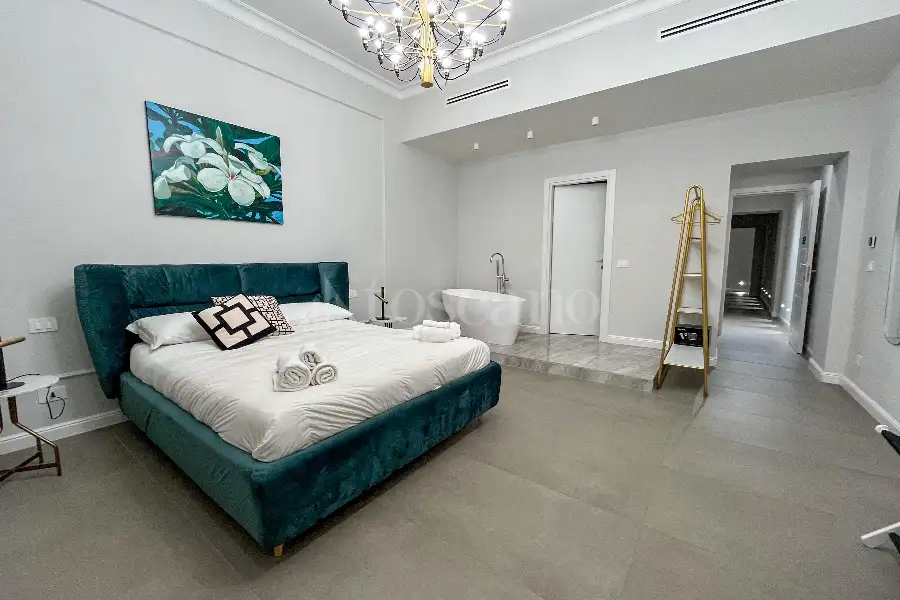 Casa in vendita di 200 mq a €895.000 (rif. 12/2026)