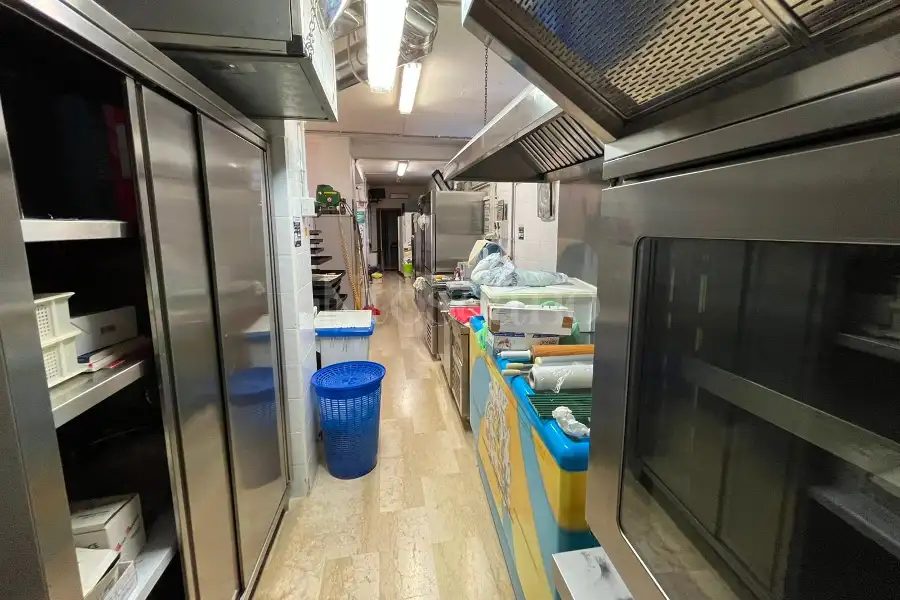 Negozio in affitto di 120 mq a €950 (rif. 35/2026)