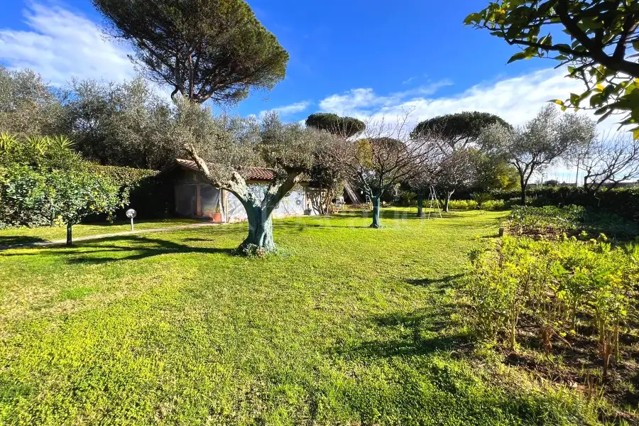 Villa in vendita di 280 mq a €535.000 (rif. 8/2026)