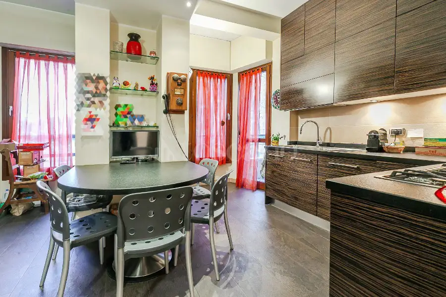 Villa Bifamiliare in vendita di 680 mq a €2.580.000 (rif. 24/2025)