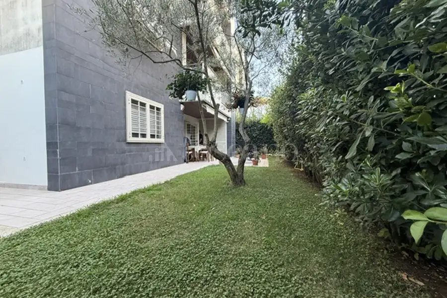 Casa in vendita di 90 mq a €300.000 (rif. 10/2026)