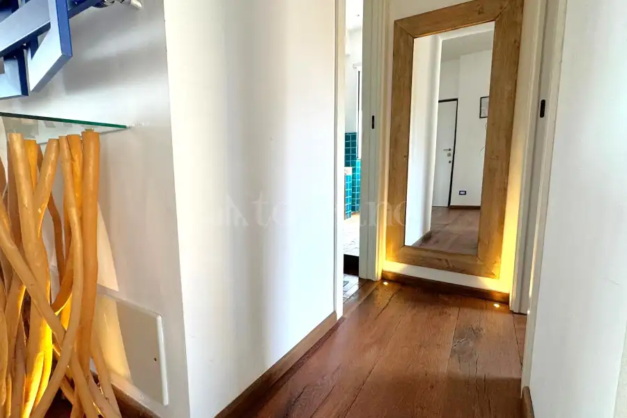 Attico in vendita di 97 mq a €325.000 (rif. 34/2026)