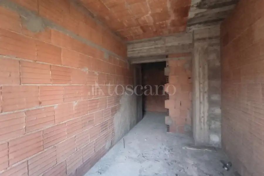Casa Indipendente in vendita di 344 mq a €110.000 (rif. 46/2025)