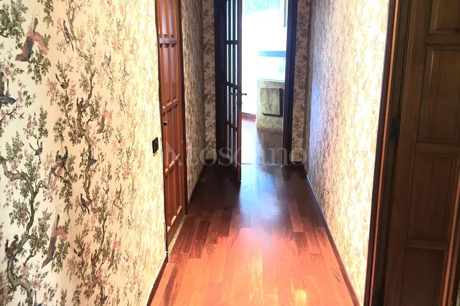 Villa in vendita di 450 mq a €2.200.000 (rif. 9/2026)