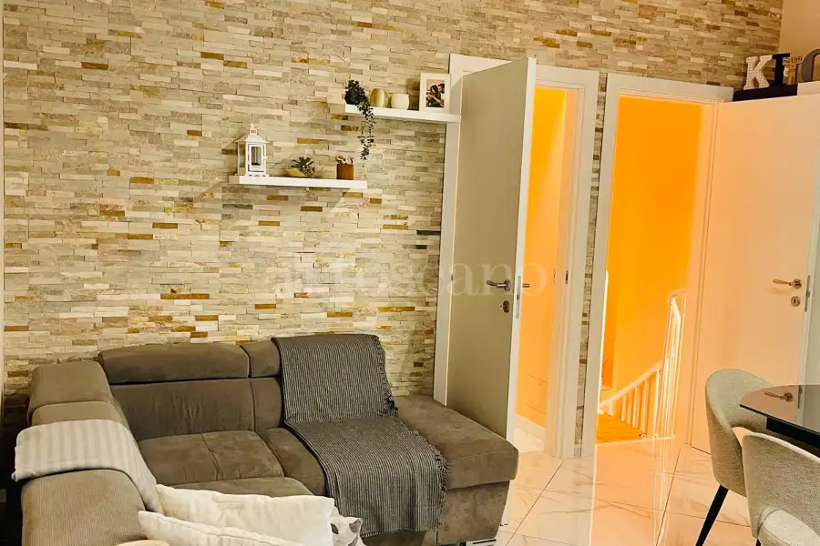 Casa in vendita di 80 mq a €325.000 (rif. 54/2025)