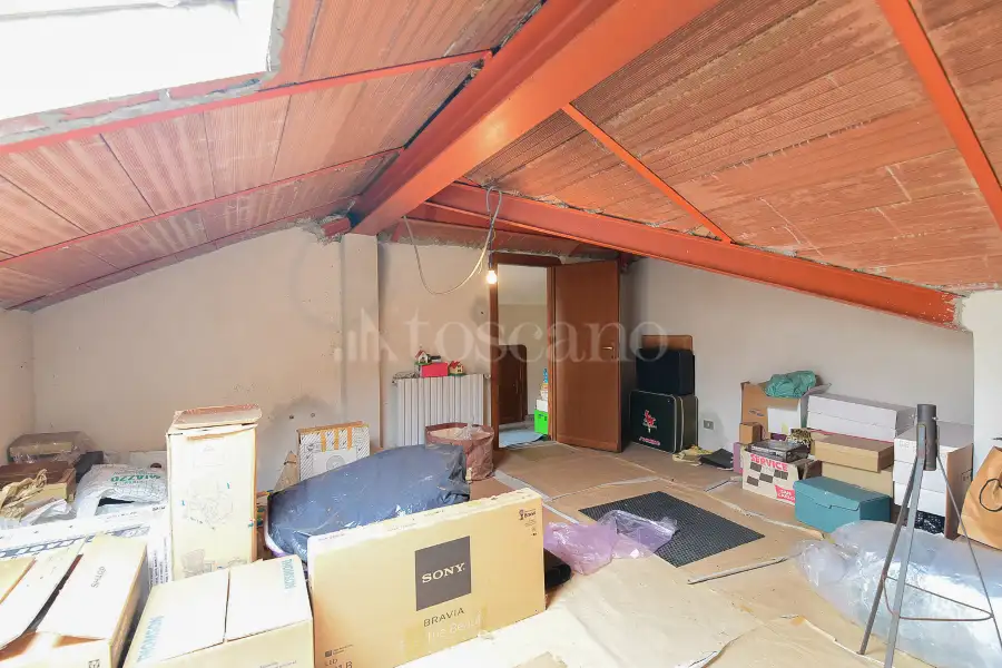 Villa in vendita di 325 mq a €595.000 (rif. 3/2026)