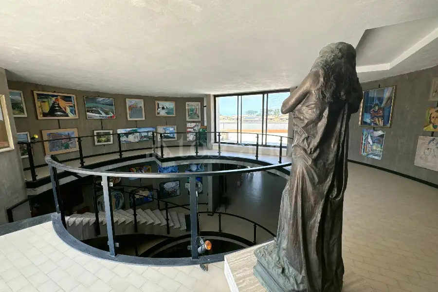 Casa in vendita di 800 mq a €879.000 (rif. 109/2024)