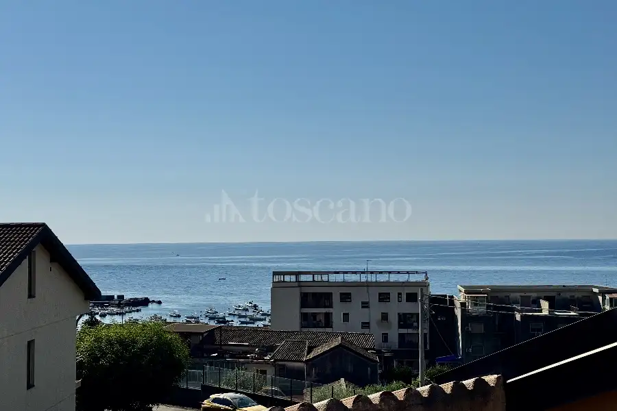Villa Bifamiliare in vendita di 160 mq a €598.000 (rif. 156/2026)