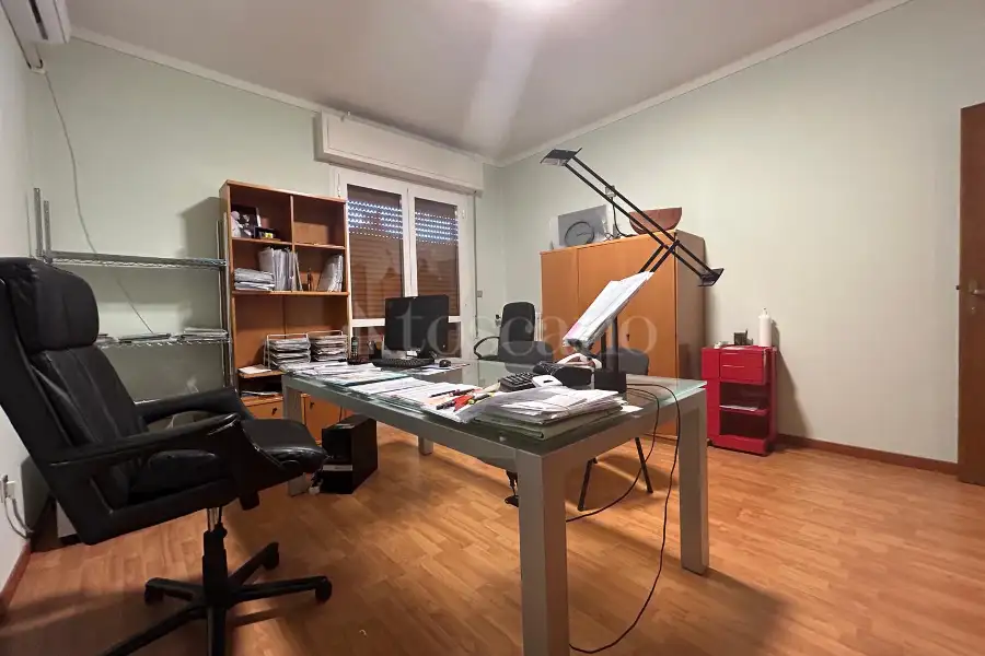 Palazzo in vendita di 400 mq a €460.000 (rif. 28/2024)