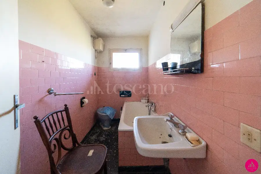 Rustico in vendita di 295 mq a €59.000 (rif. 181/2026)