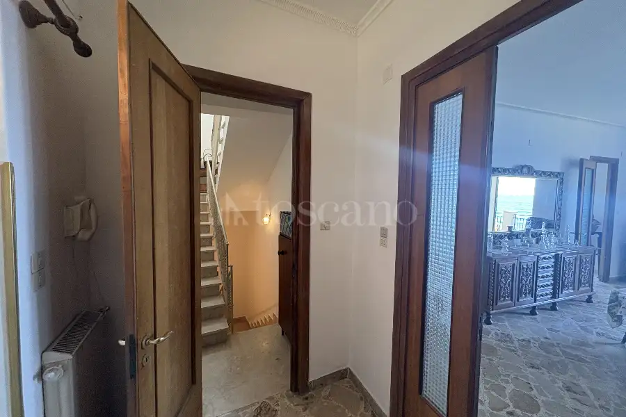 Villa in vendita di 261 mq a €420.000 (rif. 12/2026)
